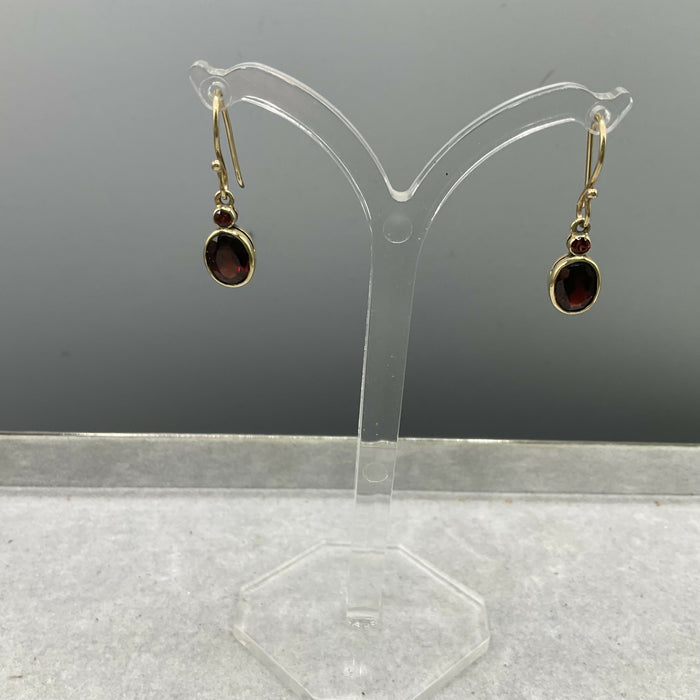 9ct Gold and Garnet Earrings