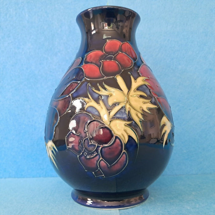 A Large Moorcroft Vase (7.48inch) in the Anemone Design by Walter Moorcroft