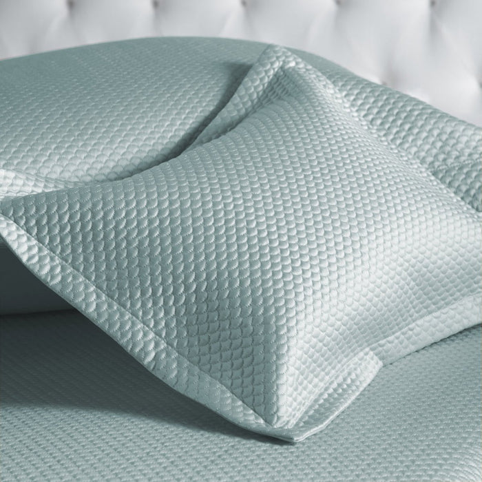 Alba Pool by Matouk at Fig Linens and Home - Quilted Bedding 1