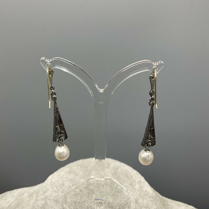 Art Deco Silver and pearl earrings