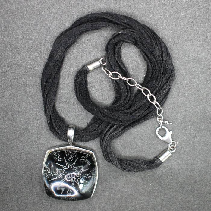 Baccarat silver snowflake pendant/necklace