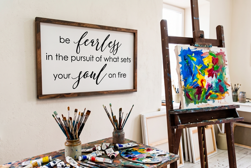 "Be Fearless" Inspirational Wood Sign – Soul on Fire Quote Art – Motivational Wall Decor for Office, Dorm, or Nursery – Handcrafted Gift for Grads & Dreamers