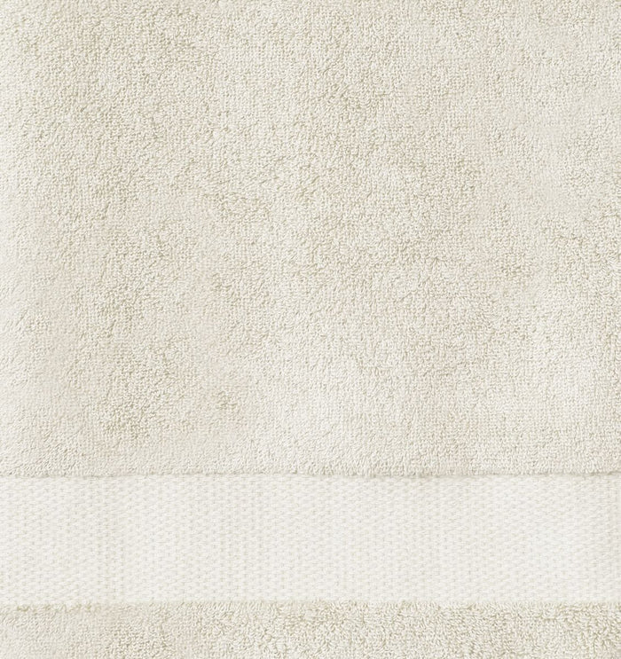 Bello Nuovo Ivory Fingertip Towel 12" x 20" | Sferra at Fig Linens and Home
