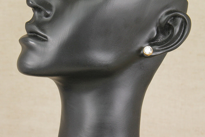 Charming 9ct Gold & Clear Quartz Stud Earrings