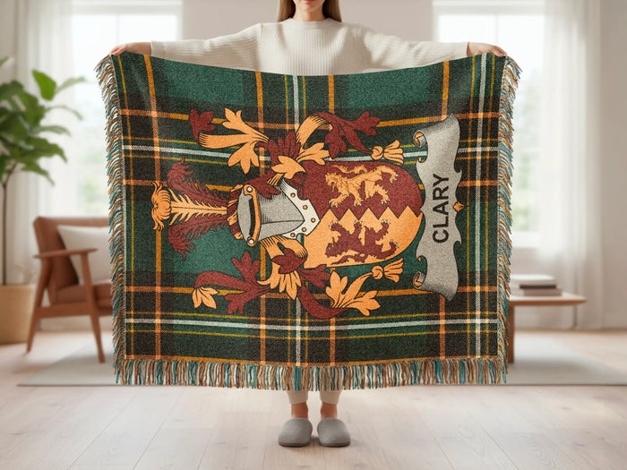 Feature panel for the Clary cotton woven blanket with fringe.