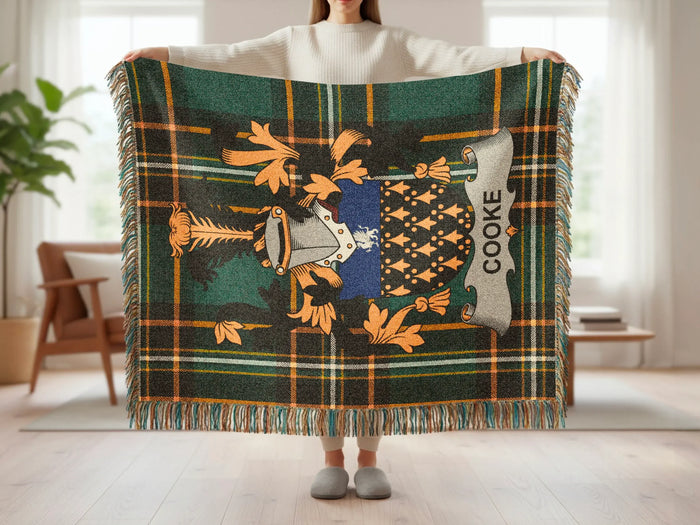 Feature list for the Cooke cotton woven blanket with fringed edges.