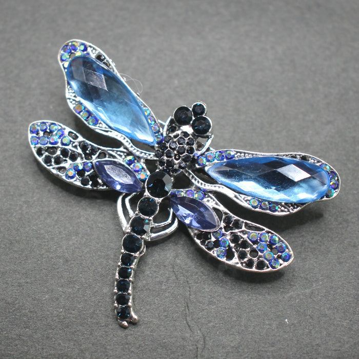 Dragonfly brooch