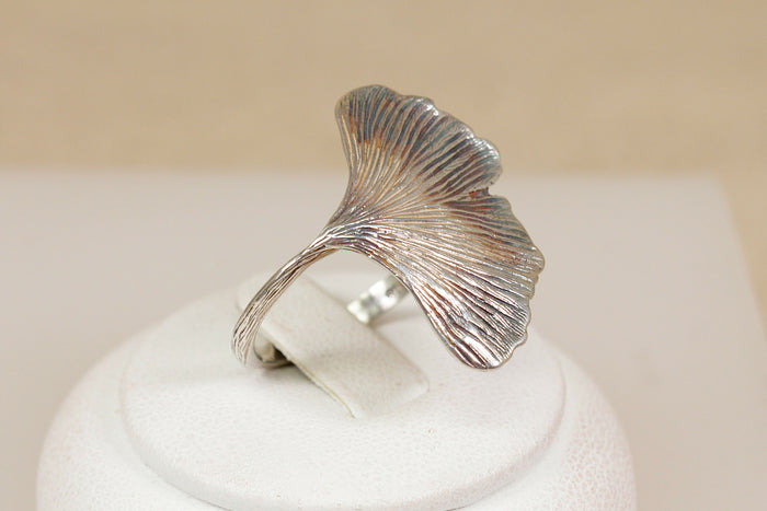Elegant Art Nouveau Style Sterling Silver Leaf Ring