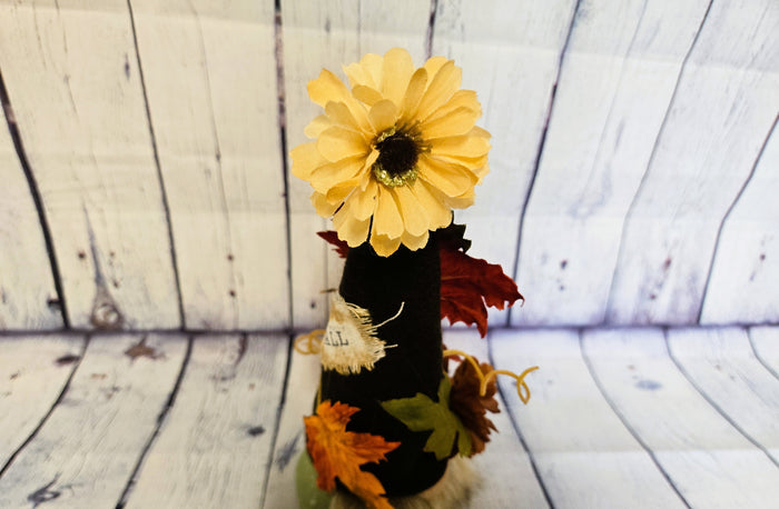 Felix the Fall Gnome, Autumn Decor