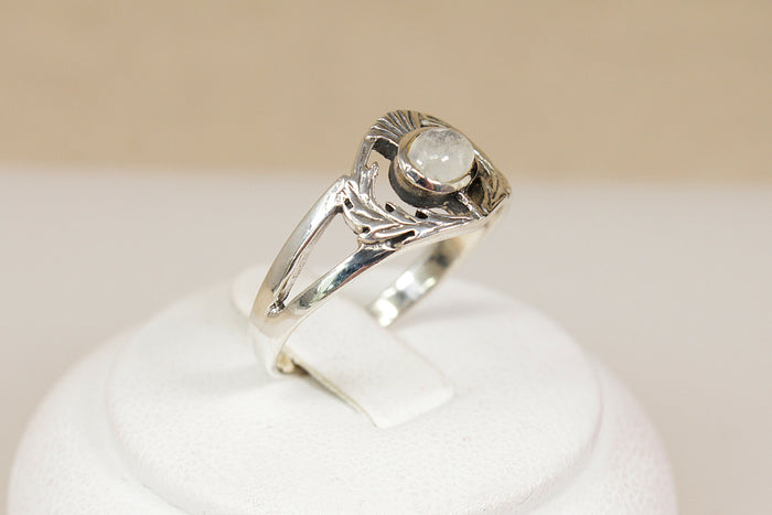 Finely Made Scottish Design Sterling Silver & Moonstone Ring
