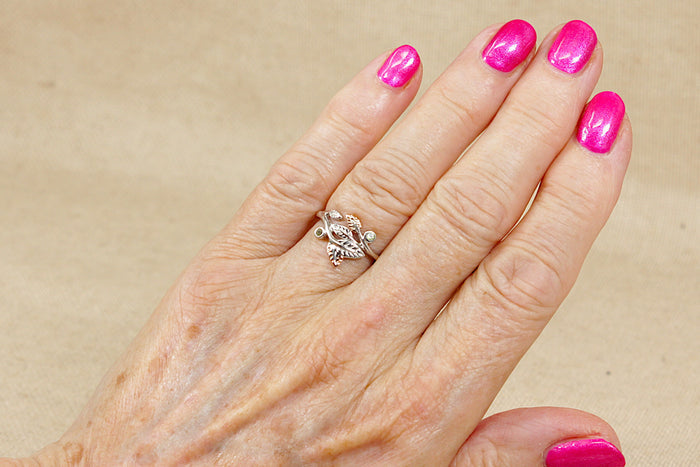 Gorgeous Silver & Welsh Gold Overlay Leaf Ring by Clogau - Boxed