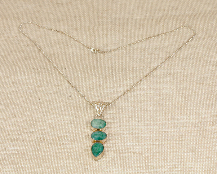 Handcrafted Sterling Silver & Chrysoprase Pendant with 18-Inch Chain