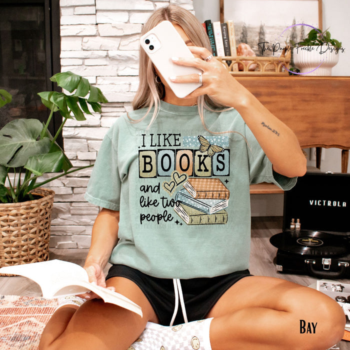 I Like Books and 2 People