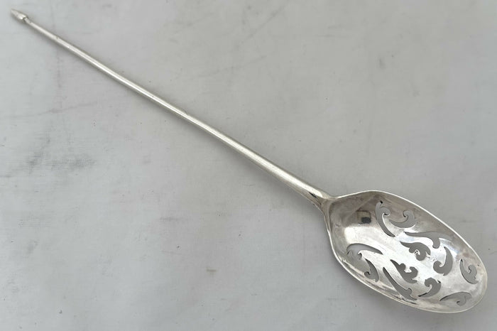 Mid 18th Century English Silver Rat Tail Mote Spoon.