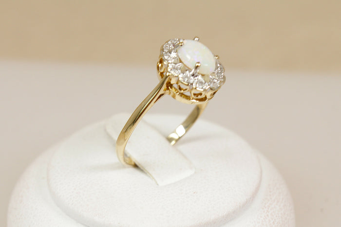 Pretty 9ct Gold Fire Opal & Diamond Cluster Ring – Birmingham 1989