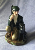 Royal Doulton Gamekeeper figurine Royal Doulton Black Labrador figurine HN2879