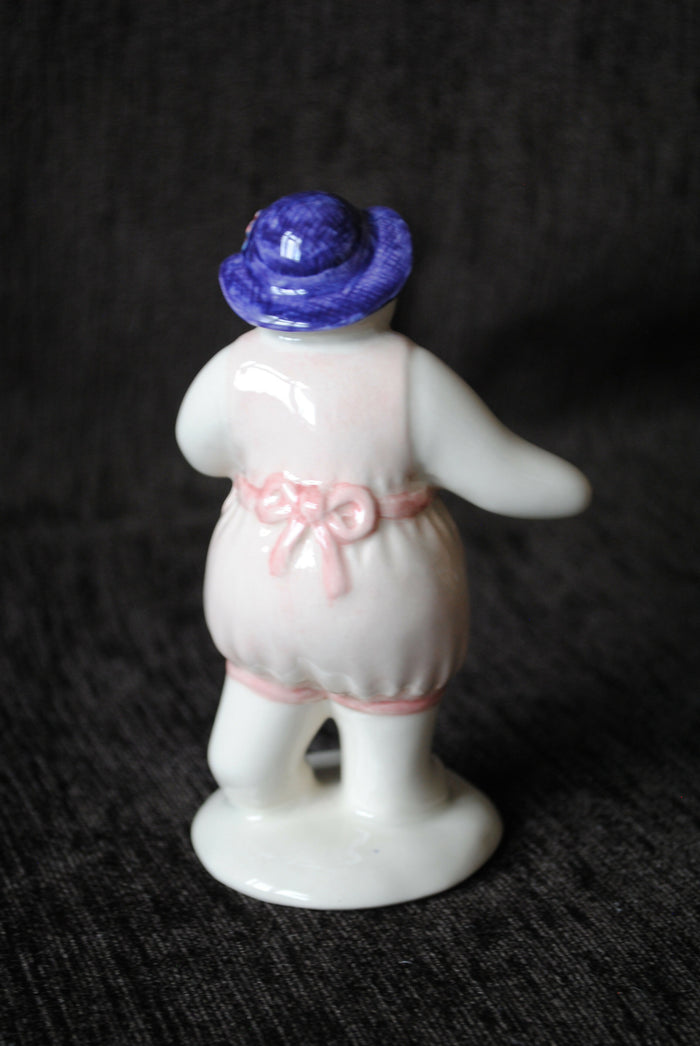 Royal Doulton Snowman Figure Royal Doulton Snow lady figurine DS8 Royal Doulton Lady Snowman