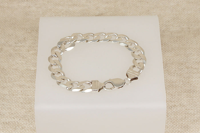 Silver Hefty Flat Curb Link Bracelet