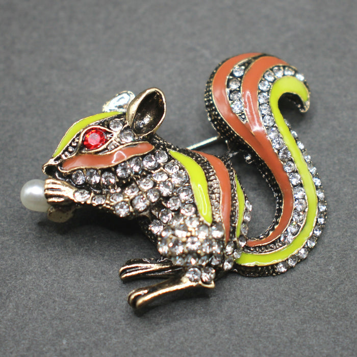 Squirrel brooch