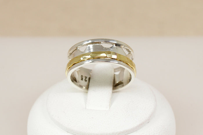 Stylish Contemporary Silver Spinner Ring