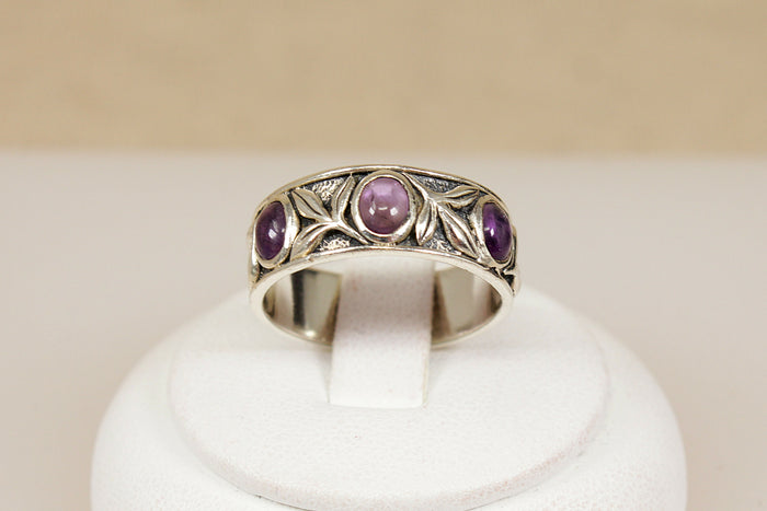 Stylish Sterling Silver & Amethyst Studio Art Nouveau Style Band Ring
